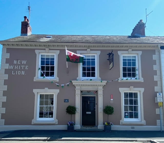 Outside the The New White Lion Hotel